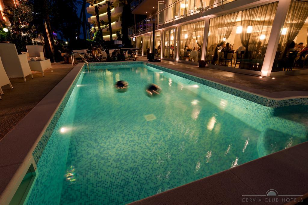 Hotel Kent Milano Marittima Bagian luar foto