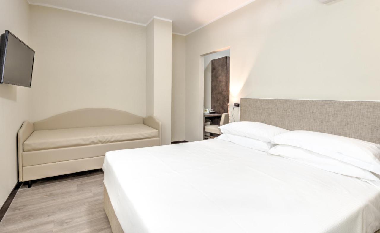 Hotel Kent Milano Marittima Ruang foto